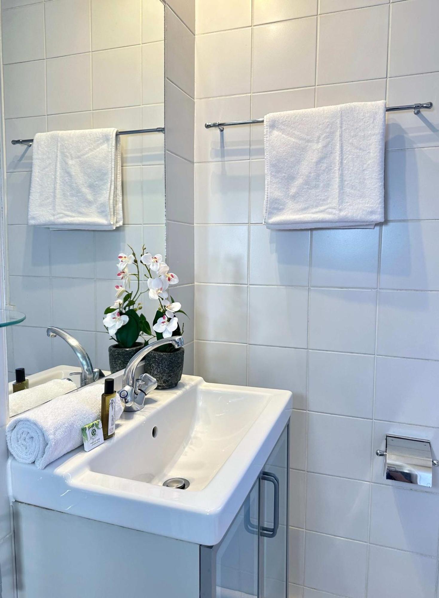 Beautiful Calm Studio In Le Marais Paryż Zewnętrze zdjęcie